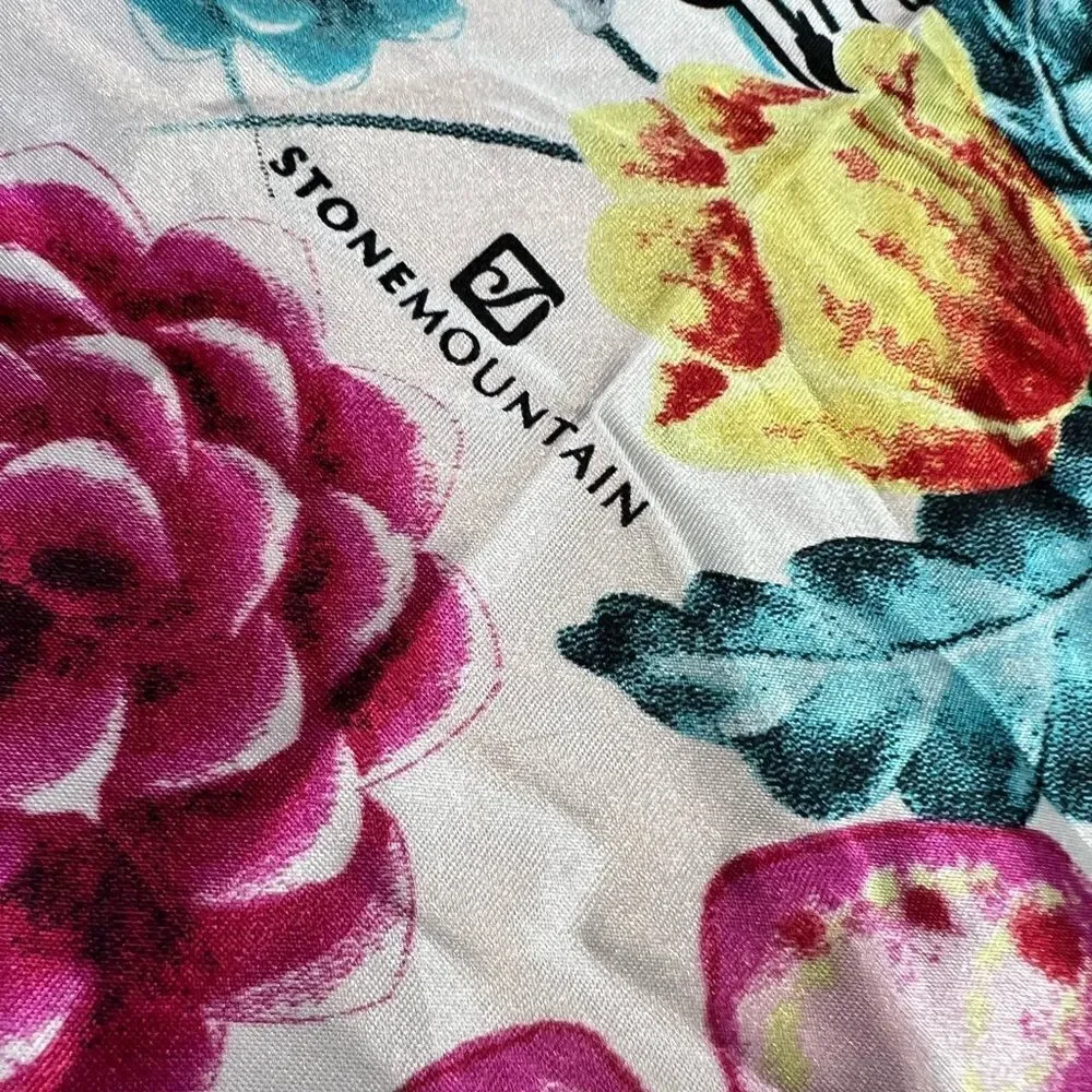 Women’s Stone Mountain white floral Butterfly scarf.